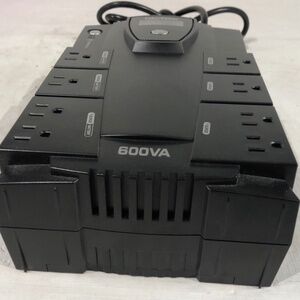 CyberPower Intelligent LCD 600 VA